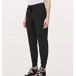 Lululemon Warm Down Jogger 28” Bubble Dot